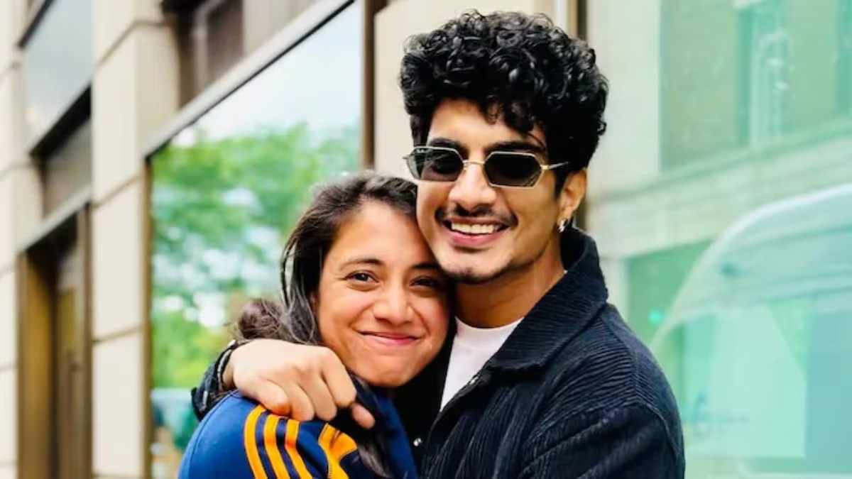 भारतीय महिला क्रिकेट स्टार स्मृति मंधाना जल्द बंधेगी शादी के बंधन में, गायक और संगीत निर्देशक पलाश मुछाल संग फोटो वायरल